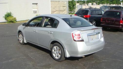 Silver 2011 Nissan Sentra 2.0 SL
