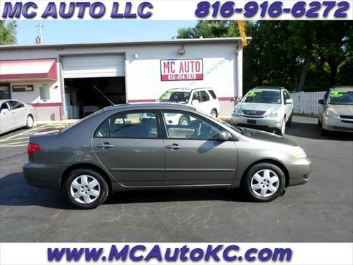 2005 Toyota Corolla LE