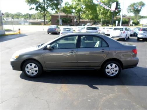 2005 Toyota Corolla LE