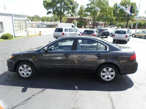 2010 Kia Optima LX
