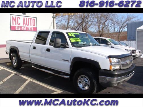 2004 Chevrolet Silverado 2500 Work Truck