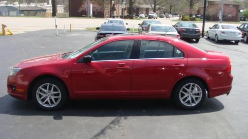 RED 2011 Ford Fusion SEL