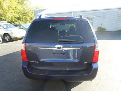 2008 Kia Sedona EX