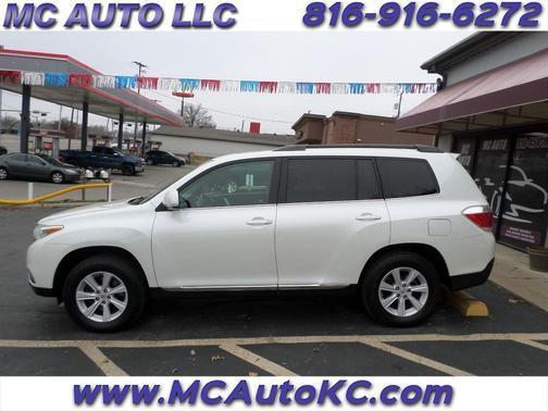 2012 Toyota Highlander SE