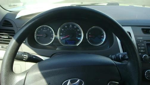 Silver 2010 Hyundai SONATA GLS