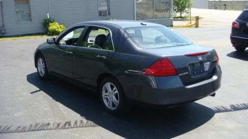 Gray 2007 Honda Accord SE