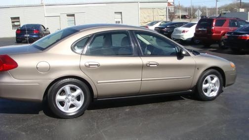 Bronze 2002 Ford Taurus SES