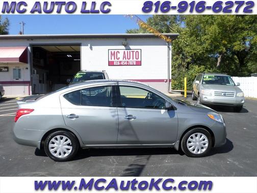 2014 Nissan Versa 1.6 SV