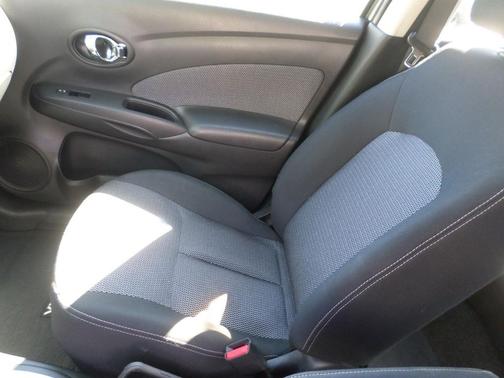 2014 Nissan Versa 1.6 SV