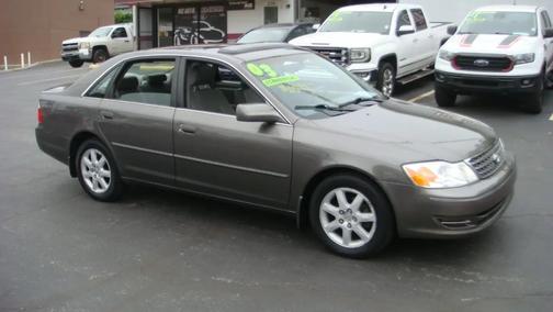 Gray 2003 Toyota Avalon XL
