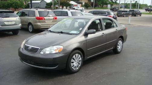 Gray 2007 Toyota Corolla LE