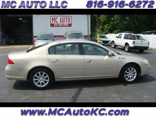 Gold 2008 Buick Lucerne CXL