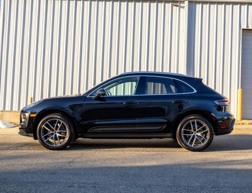 2025 Porsche Macan 