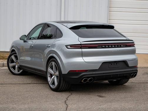 2024 Porsche Cayenne 