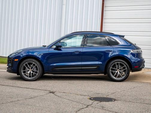 2024 Porsche Macan 