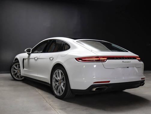 White 2019 Porsche Panamera