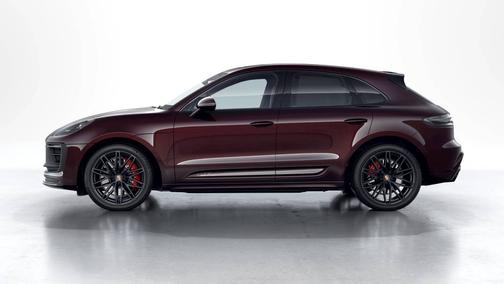 Copper Ruby Metallic 2023 Porsche Macan