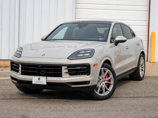 2024 Porsche Cayenne 