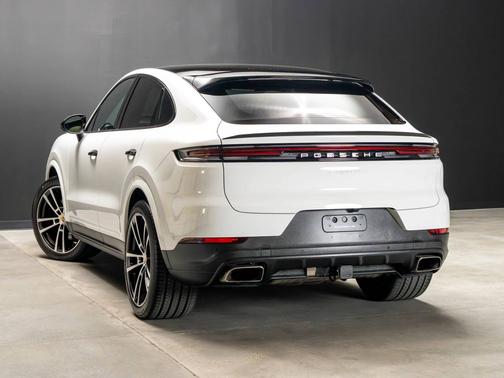 2024 Porsche Cayenne 