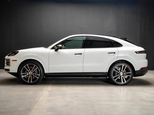 2024 Porsche Cayenne 