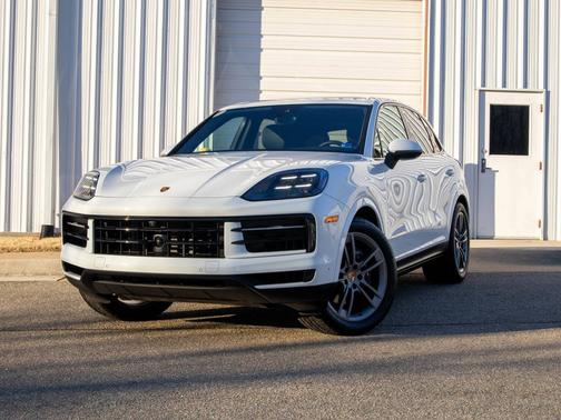 2024 Porsche Cayenne 