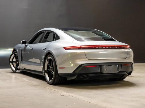 Dolomite Silver Metallic 2020 Porsche Taycan