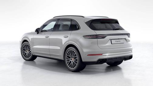Chalk 2023 Porsche Cayenne