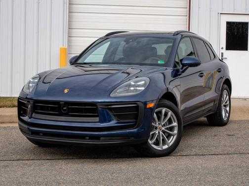 2025 Porsche Macan 
