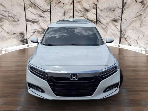 2020 Honda Accord Touring 2.0T