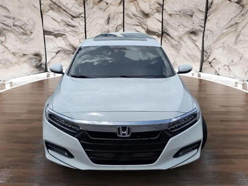 2020 Honda Accord Touring 2.0T
