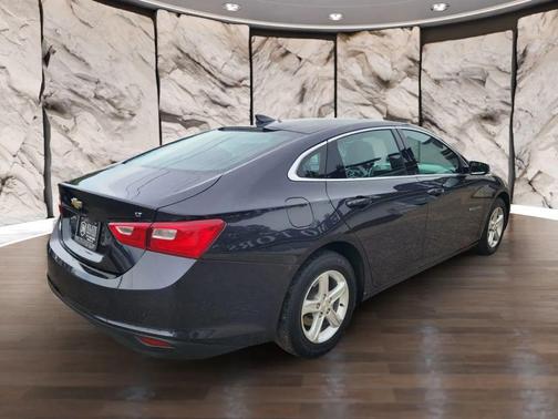 Dark Ash Metallic 2023 Chevrolet Malibu FWD 1LT