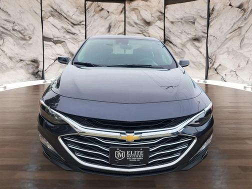 Dark Ash Metallic 2023 Chevrolet Malibu FWD 1LT