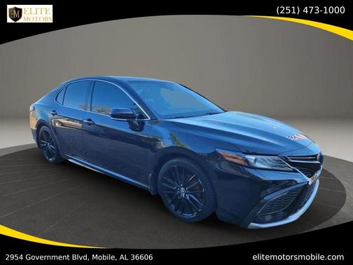 Midnight Black Metallic 2022 Toyota Camry XSE