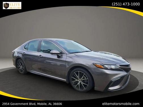 Gray 2024 Toyota Camry SE