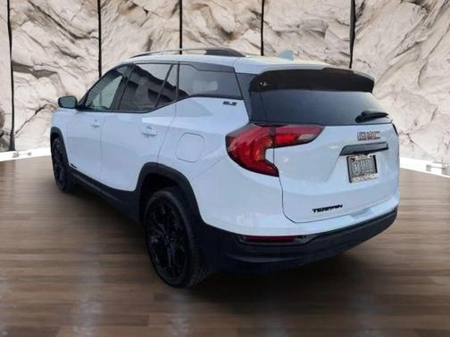 2021 GMC Terrain SLE