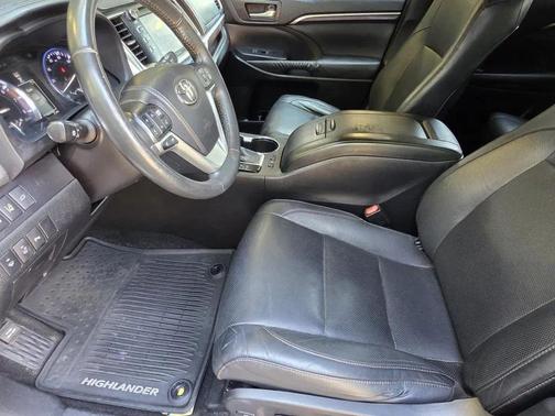 2015 Toyota Highlander Limited