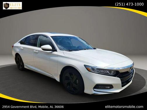 Platinum White Pearl 2018 Honda Accord EX