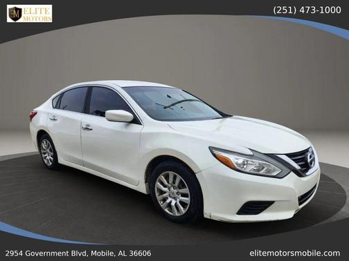 White 2016 Nissan Altima 2.5 S
