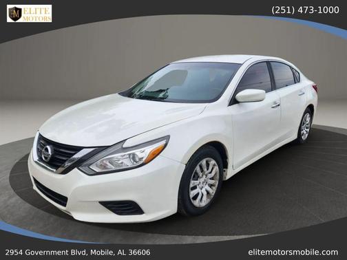 White 2016 Nissan Altima 2.5 S