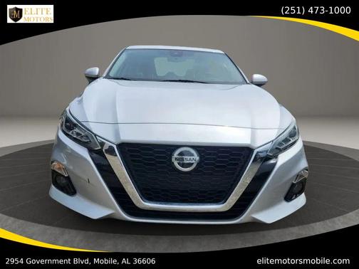 Brilliant Silver Metallic 2021 Nissan Altima 2.5 SL