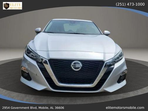 Brilliant Silver Metallic 2021 Nissan Altima 2.5 SL