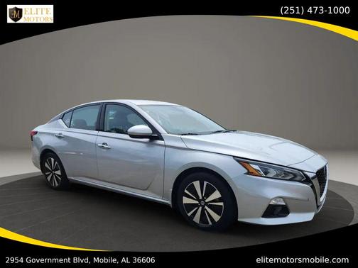 Brilliant Silver Metallic 2021 Nissan Altima 2.5 SL