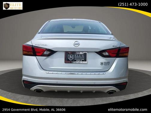 Brilliant Silver Metallic 2021 Nissan Altima 2.5 SL