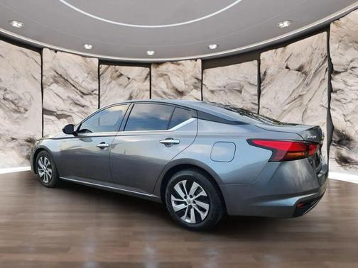 2022 Nissan Altima S FWD