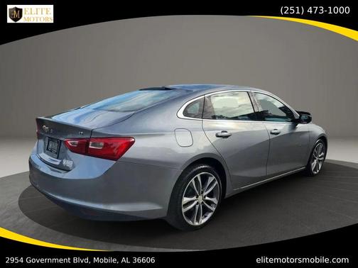 Sterling Gray Metallic 2023 Chevrolet Malibu FWD 1LT