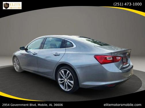 Sterling Gray Metallic 2023 Chevrolet Malibu FWD 1LT