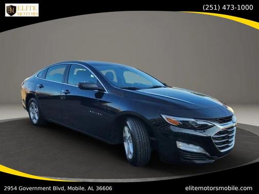 Mosaic Black Metallic 2024 Chevrolet Malibu FWD 1LT
