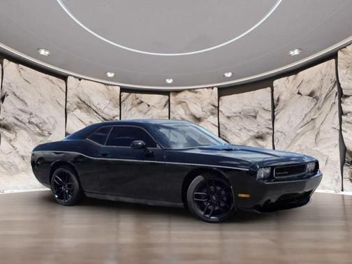 2013 Dodge Challenger SXT