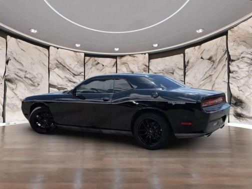 2013 Dodge Challenger SXT