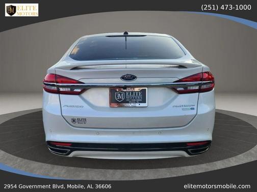 White Platinum Metallic Tri-Coat 2017 Ford Fusion Platinum